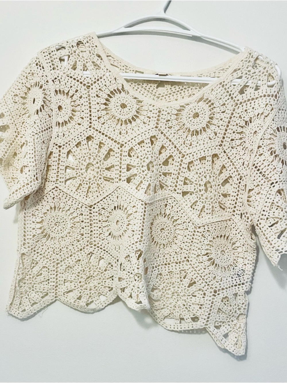 Rebellion Cream Crochet Hexagon Short-Sleeve Crop Top